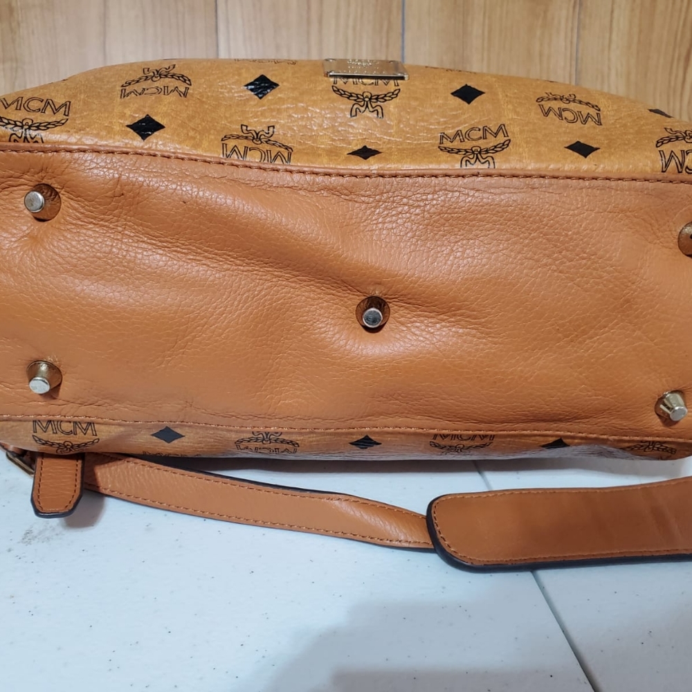 MCM COGNAC VISETOS kiara hobo bag - Picture 7 of 12